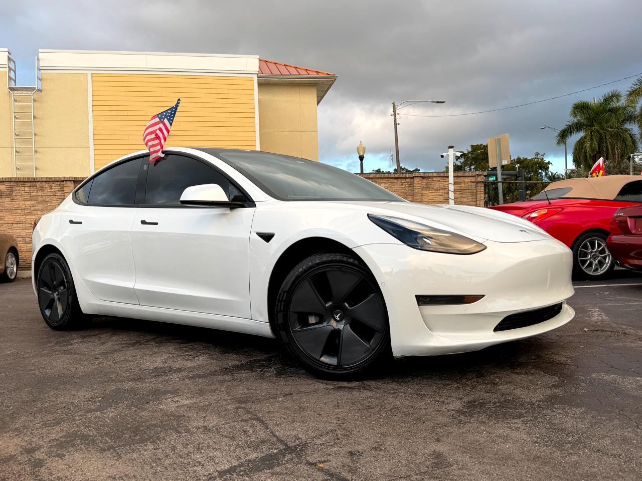 Tesla Model 3 Standard Range Plus 2021