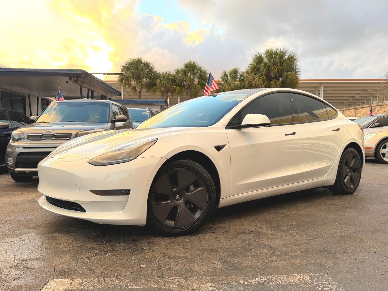 Tesla Model 3 Standard Range Plus 2021