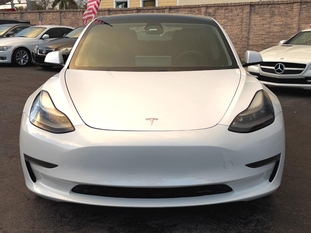 Tesla Model 3 Standard Range Plus 2021