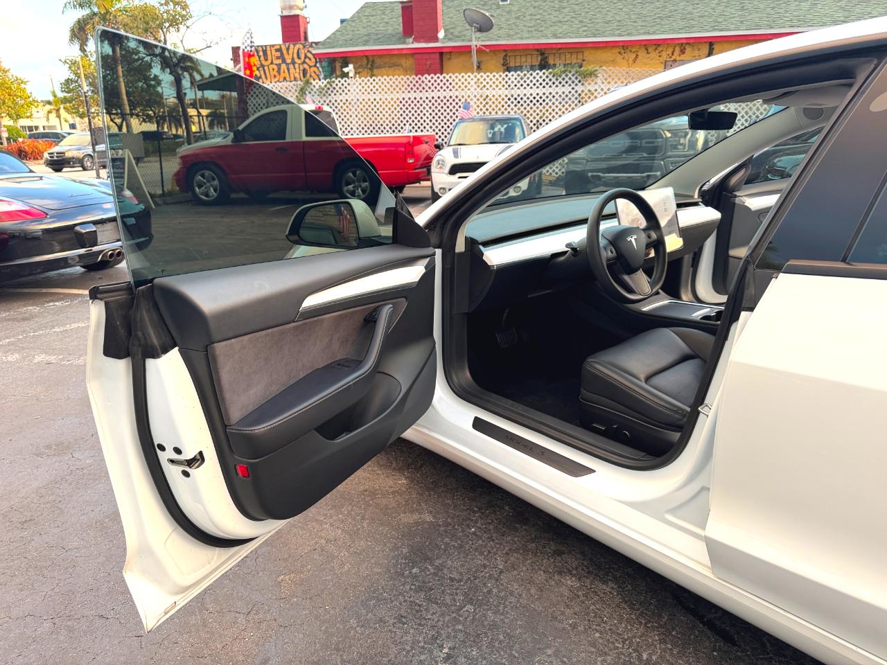 Tesla Model 3 Standard Range Plus 2021