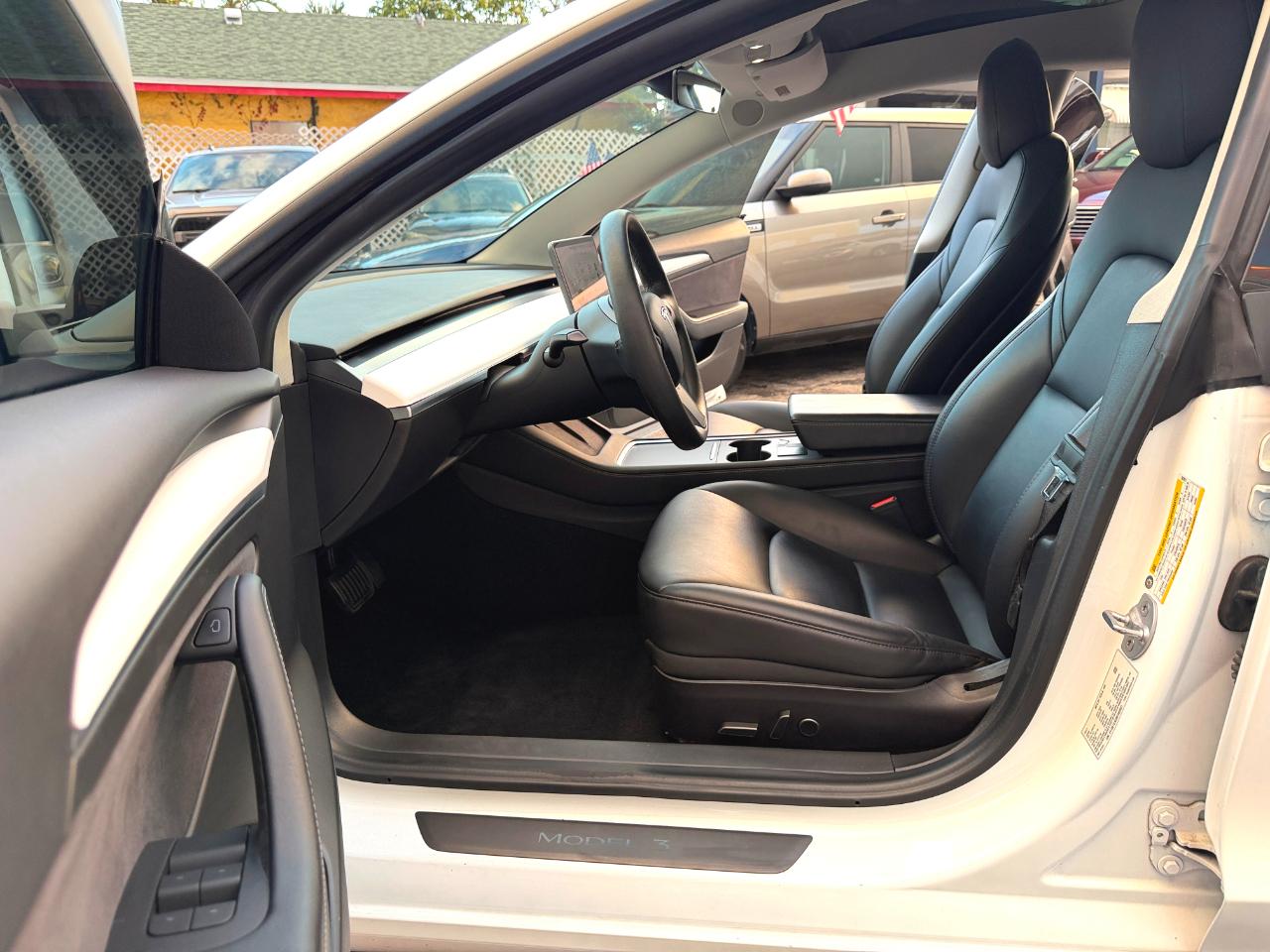 Tesla Model 3 Standard Range Plus 2021