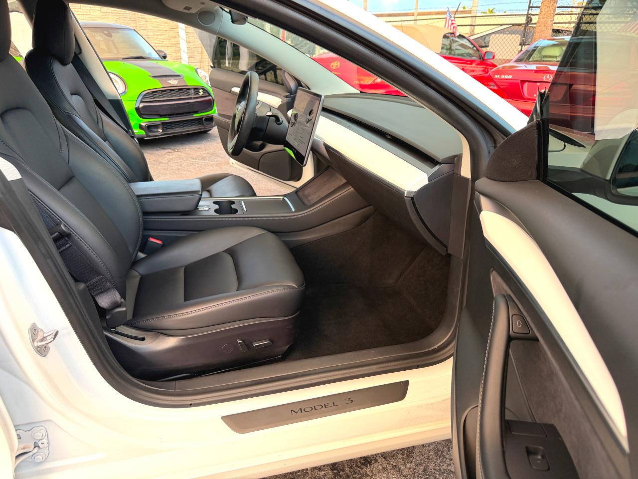 Tesla Model 3 Standard Range Plus 2021