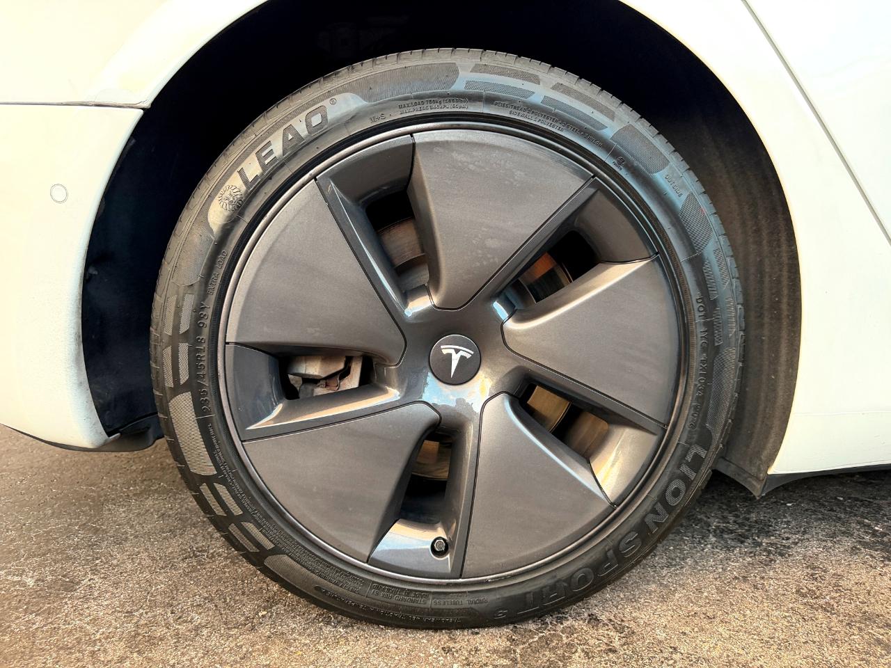 Tesla Model 3 Standard Range Plus 2021