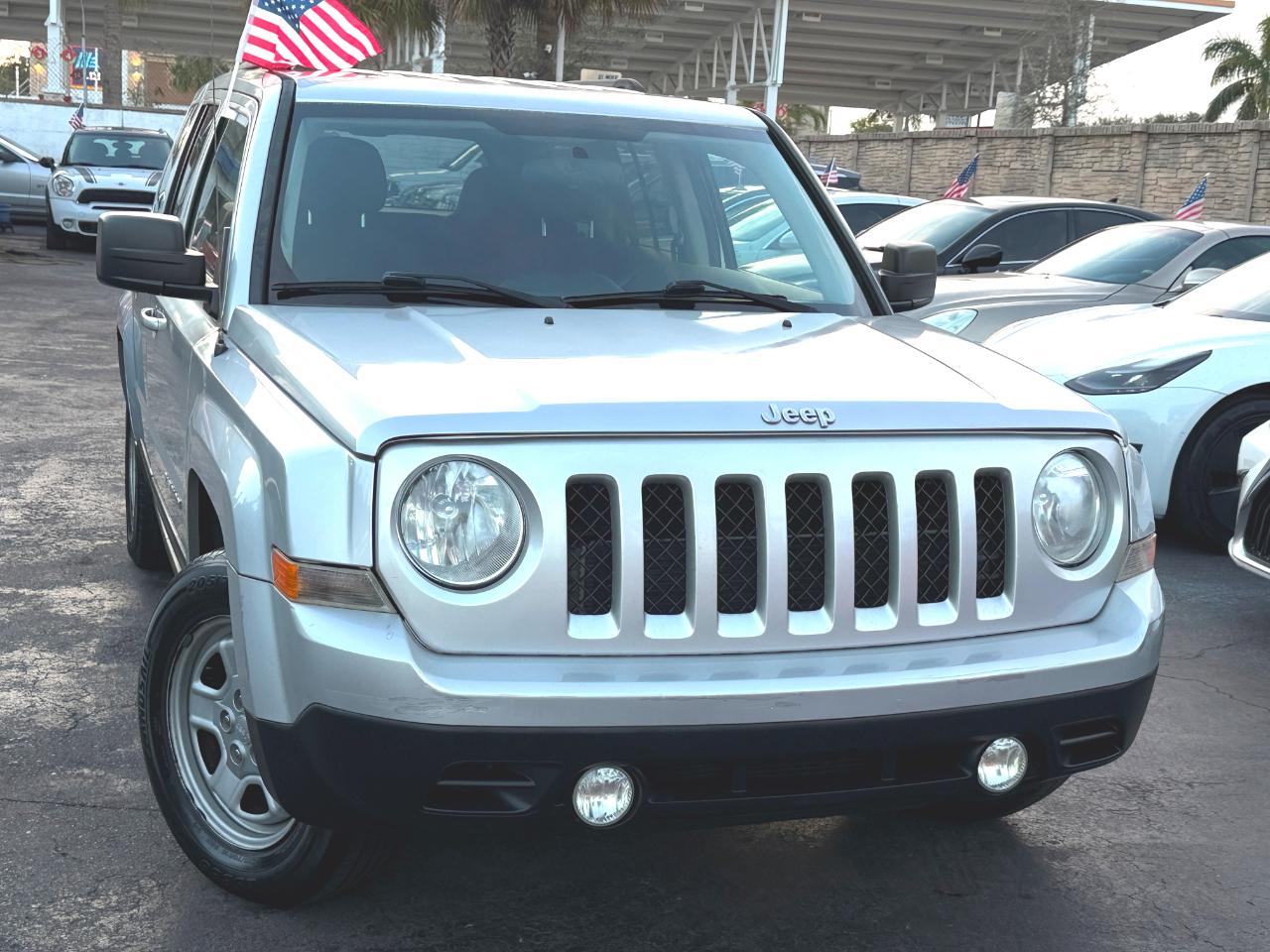 Jeep Patriot Sport 2WD 2013