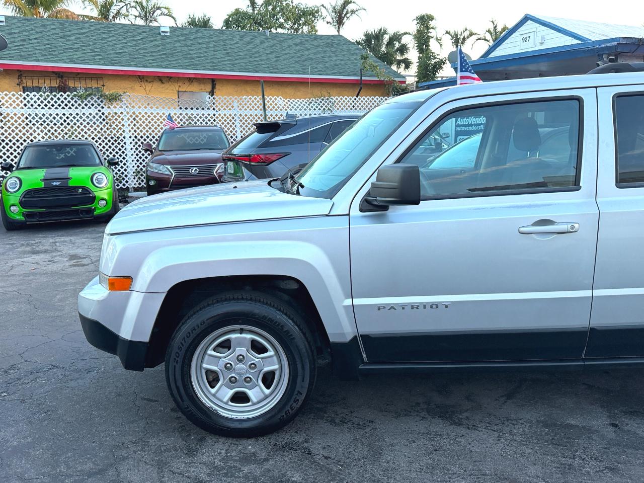 Jeep Patriot Sport 2WD 2013