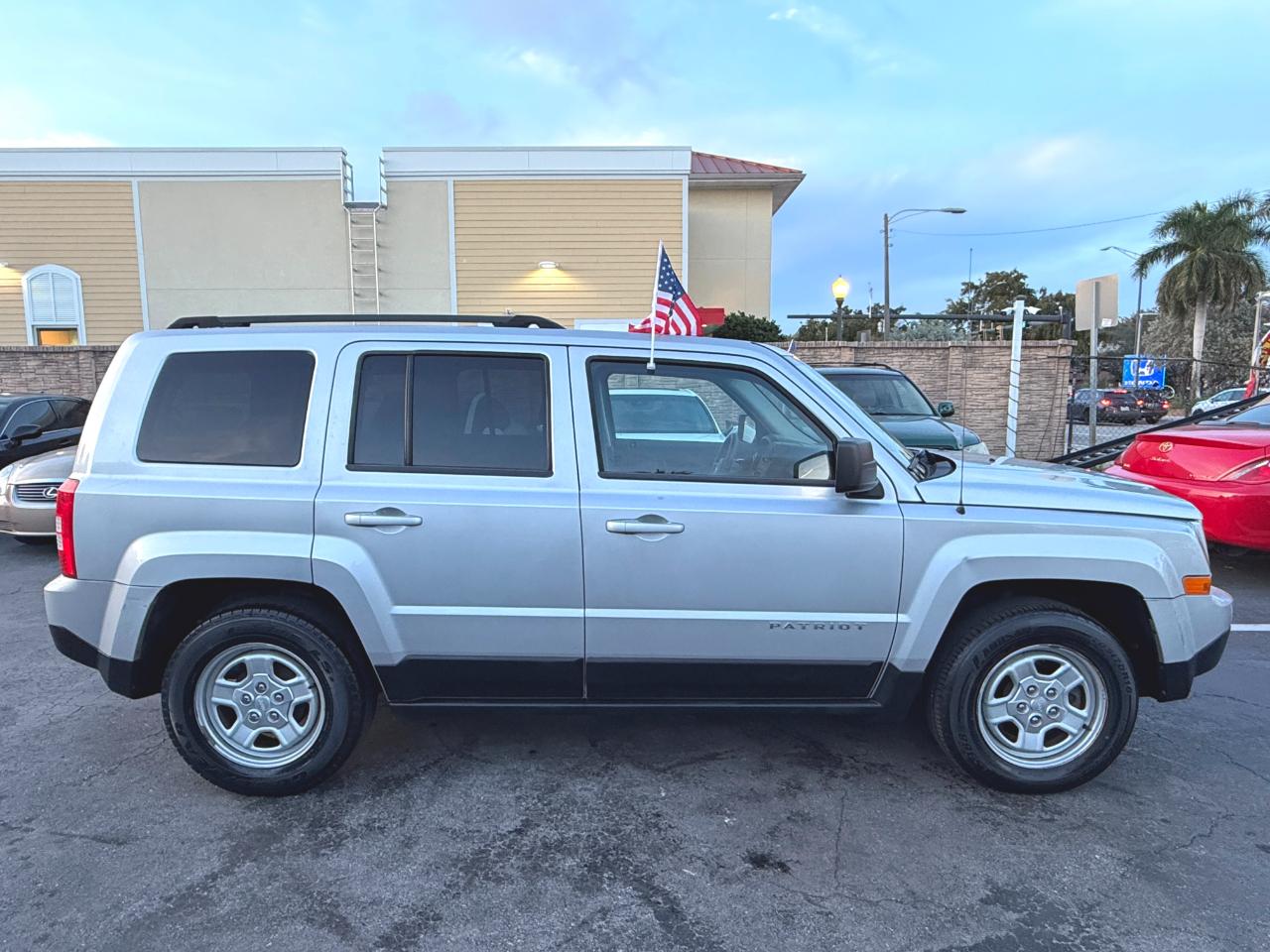 Jeep Patriot Sport 2WD 2013