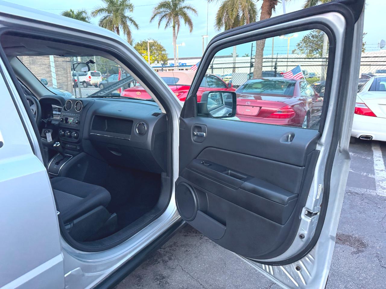 Jeep Patriot Sport 2WD 2013