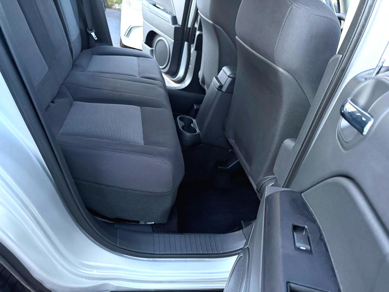 Jeep Patriot Sport 2WD 2013