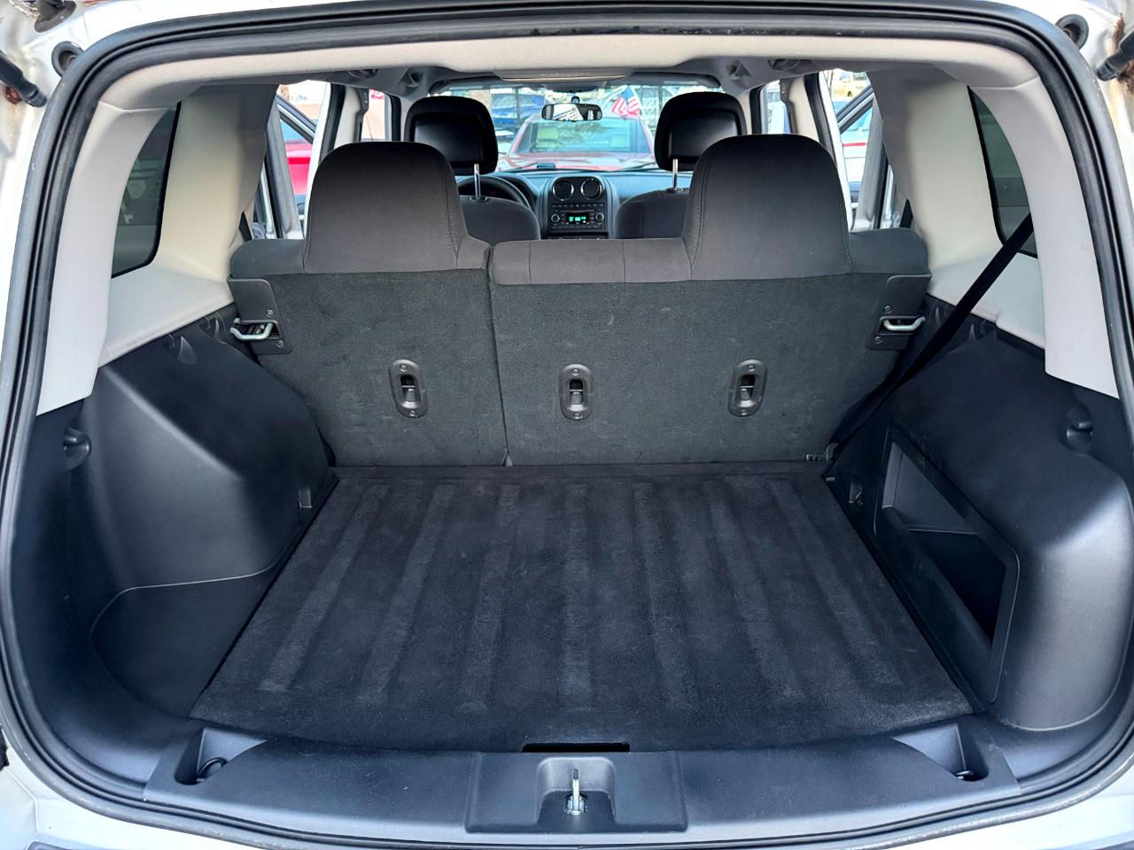 Jeep Patriot Sport 2WD 2013