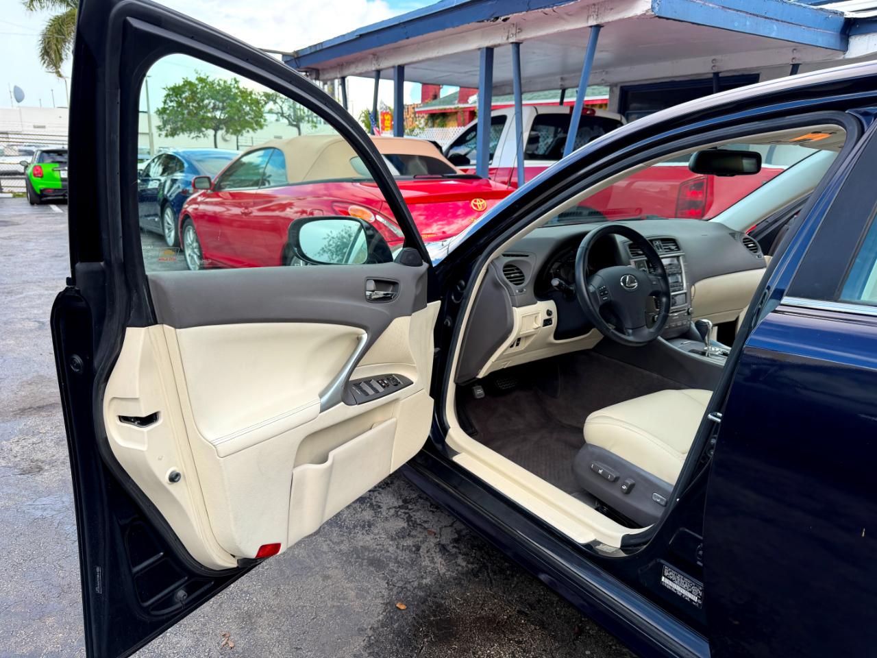 Lexus IS 250 4dr Sport Sdn Auto 2009