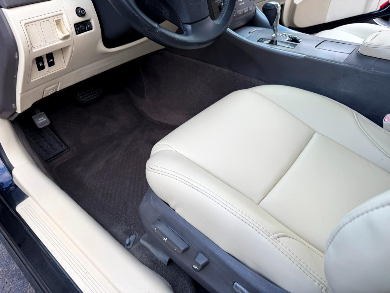 Lexus IS 250 4dr Sport Sdn Auto 2009