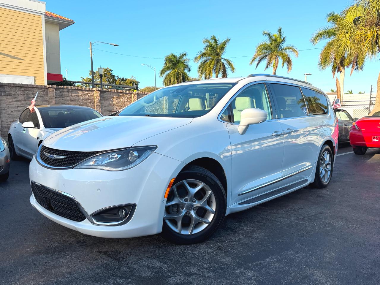 Chrysler Pacifica Touring-L Plus 2019