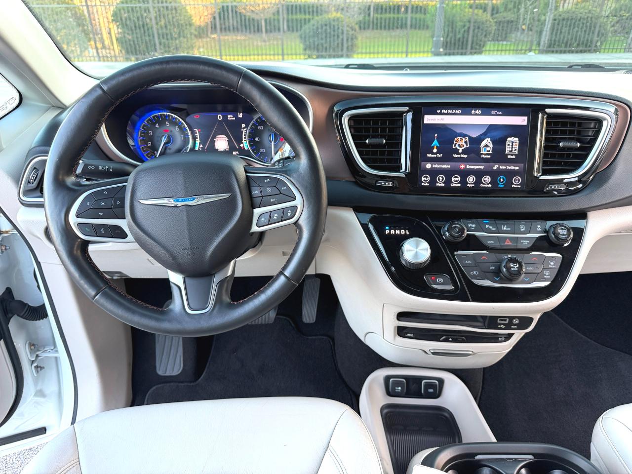 Chrysler Pacifica Touring-L Plus 2019