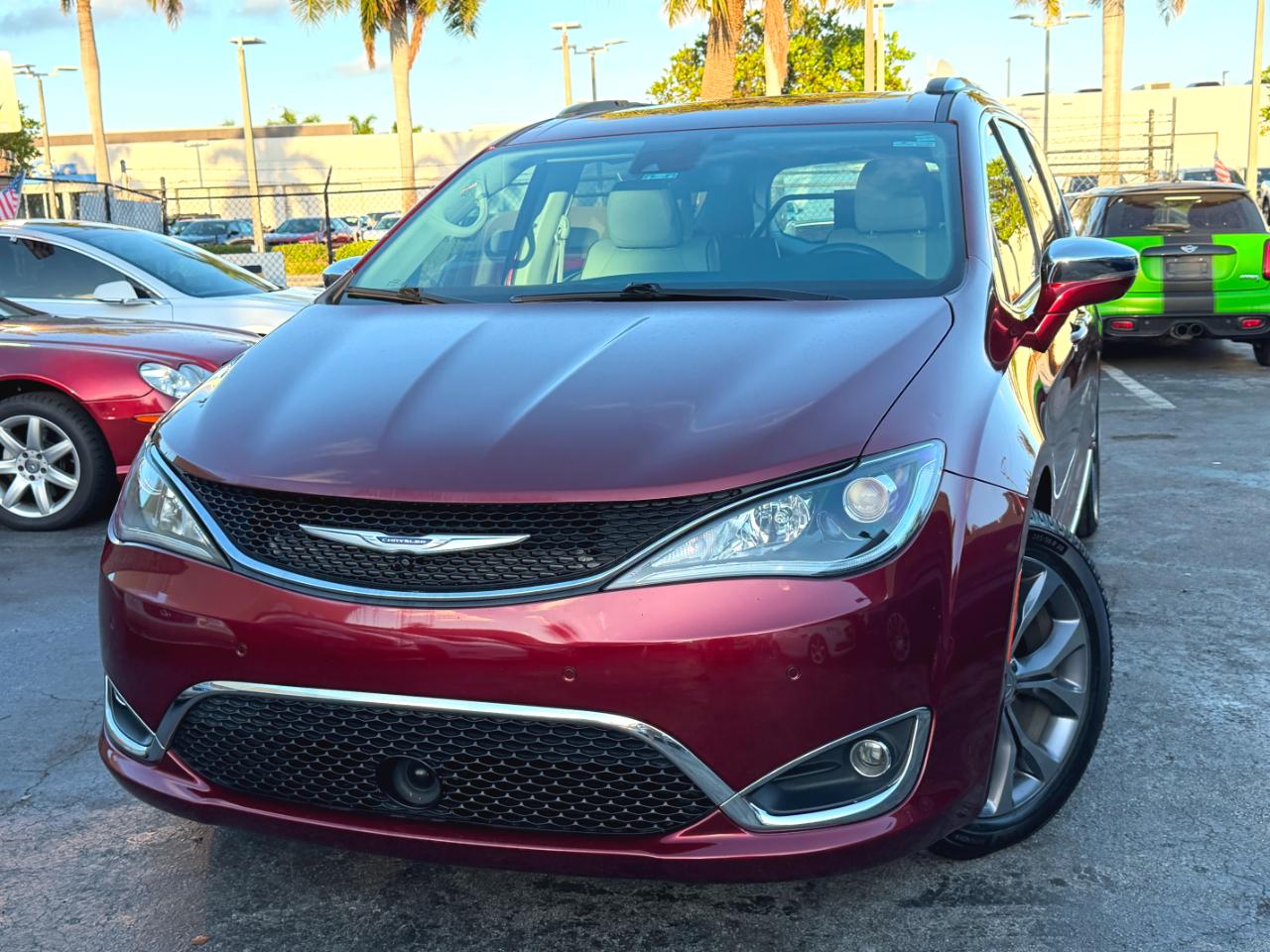 Chrysler Pacifica Limited 2020