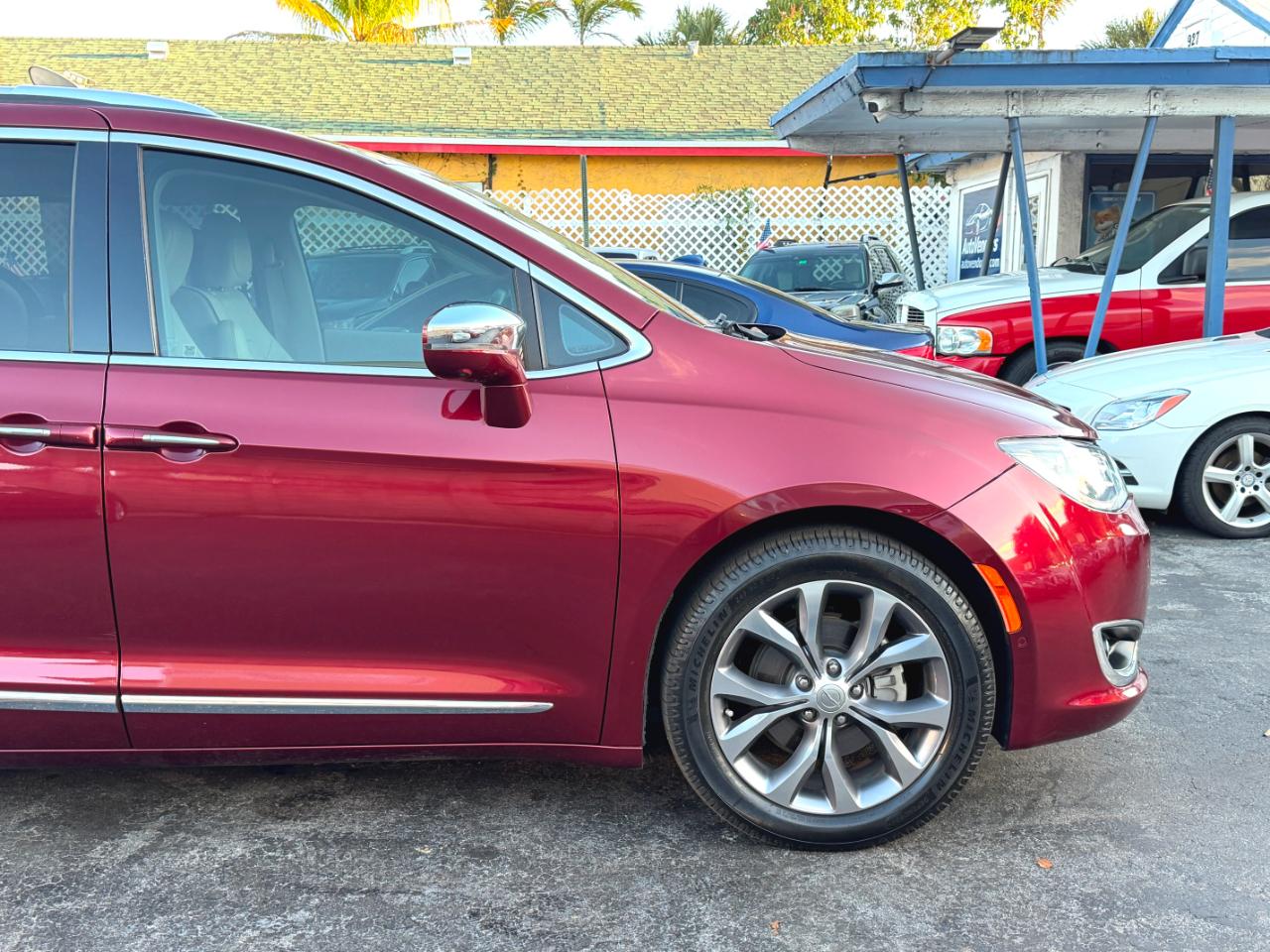 Chrysler Pacifica Limited 2020