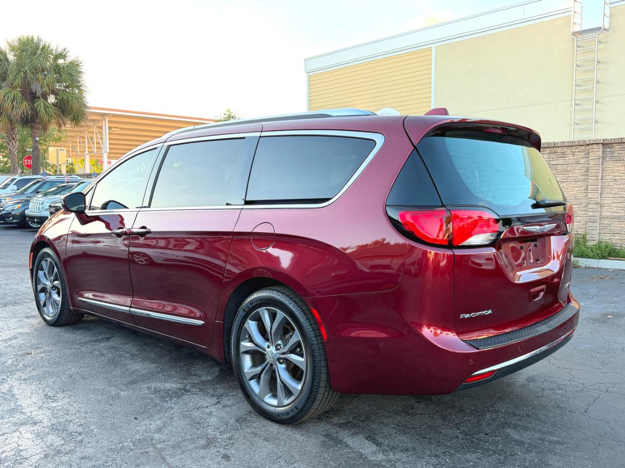 Chrysler Pacifica Limited 2020