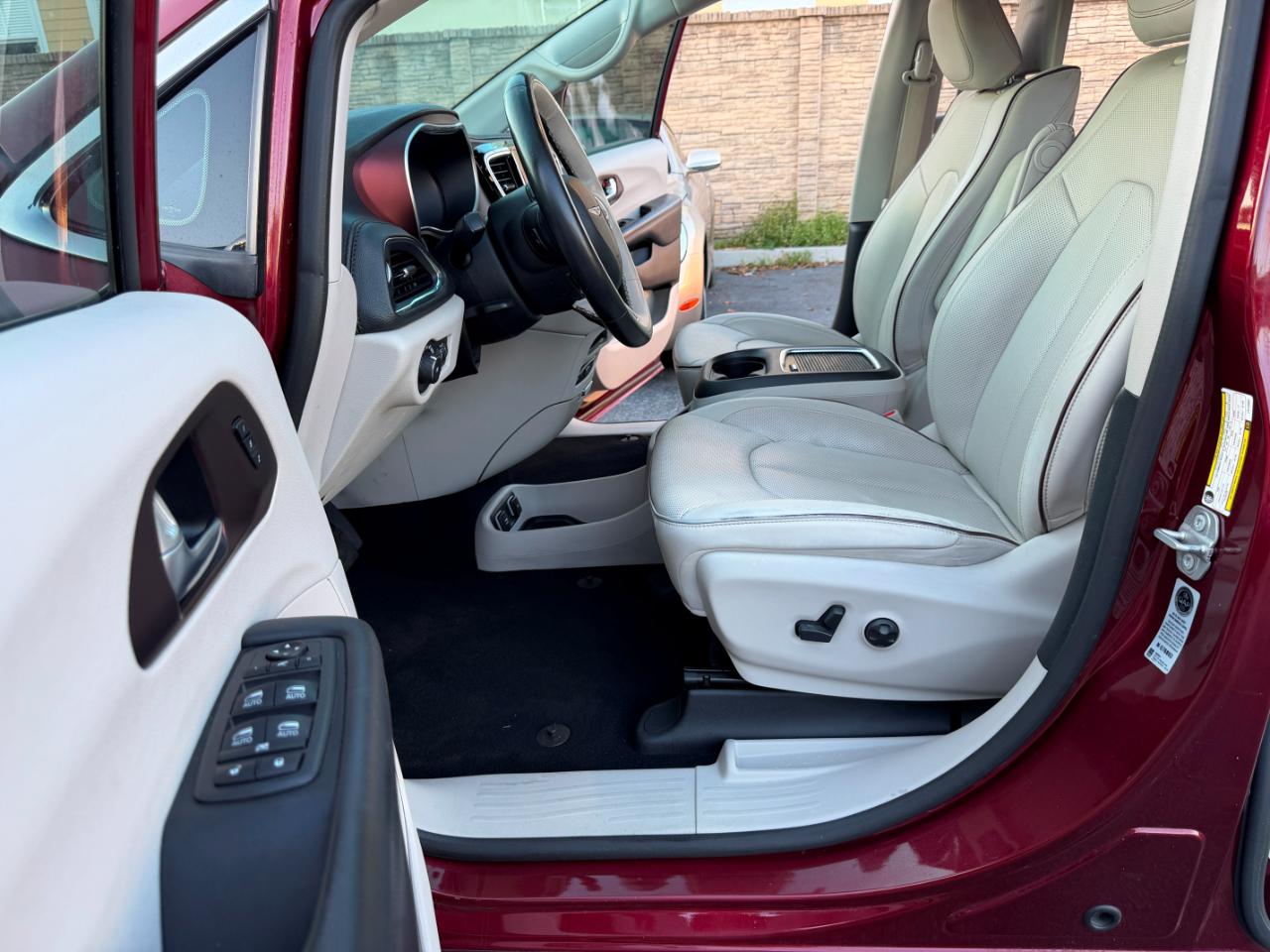 Chrysler Pacifica Limited 2020