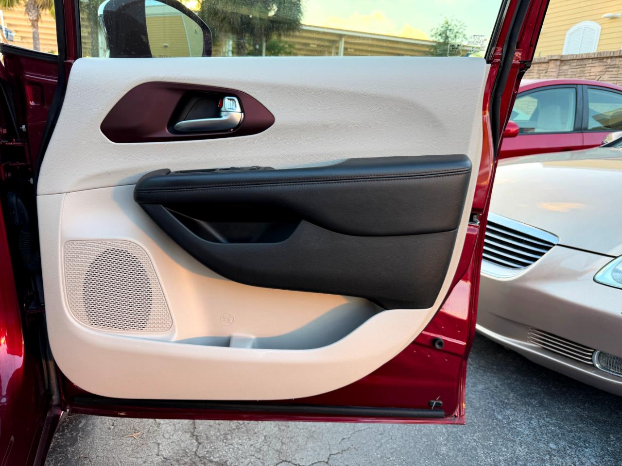 Chrysler Pacifica Limited 2020