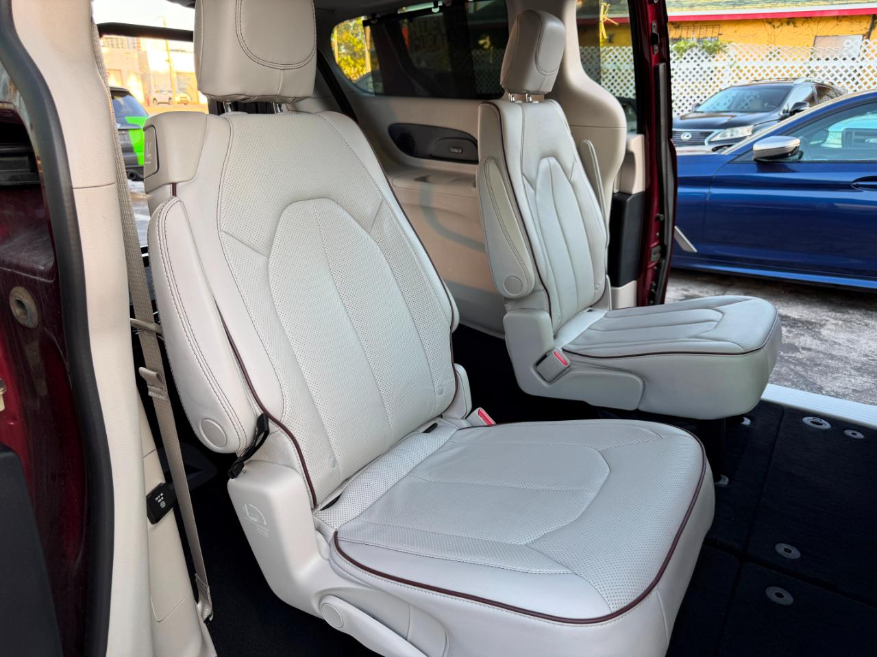 Chrysler Pacifica Limited 2020