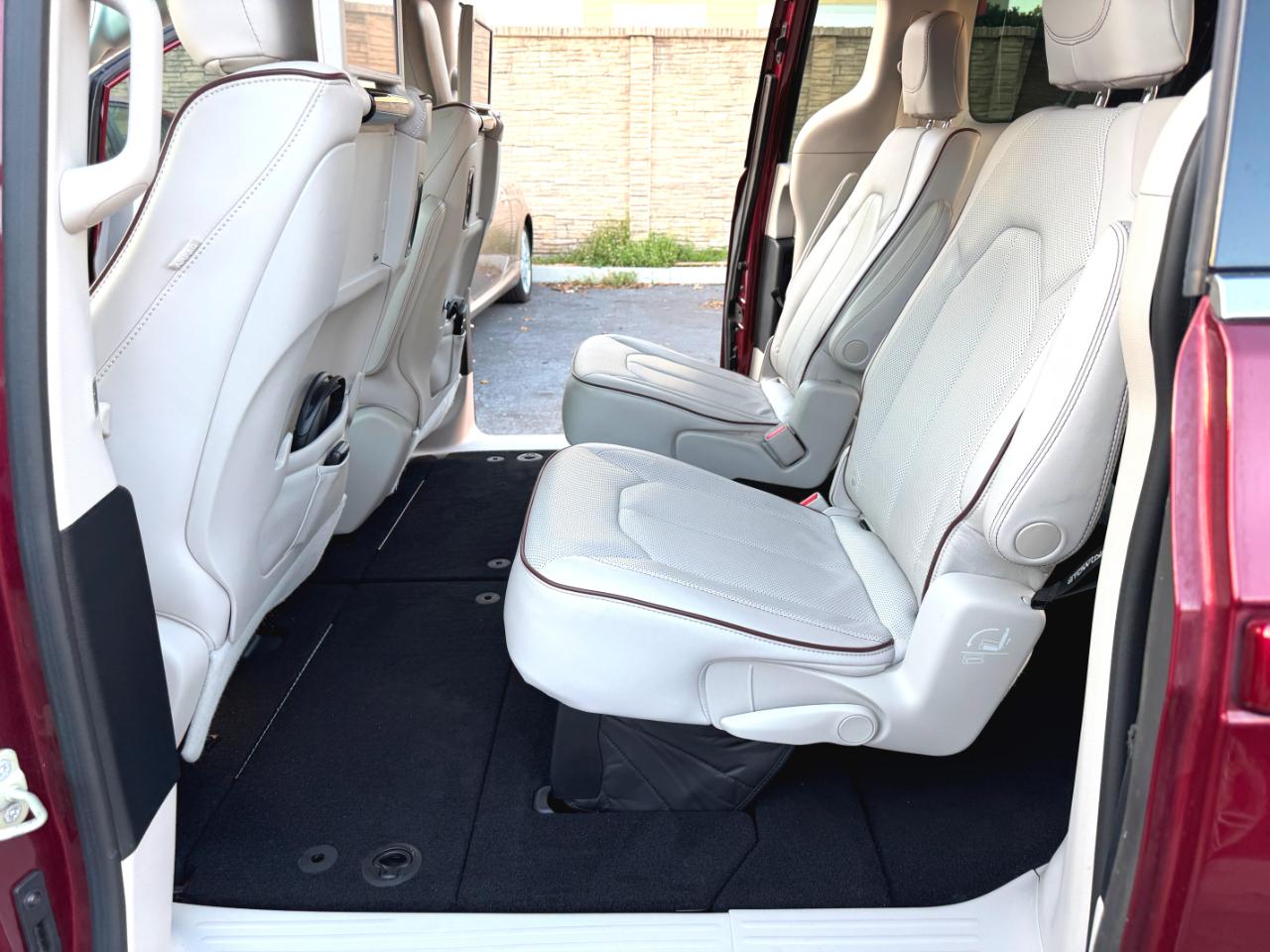 Chrysler Pacifica Limited 2020