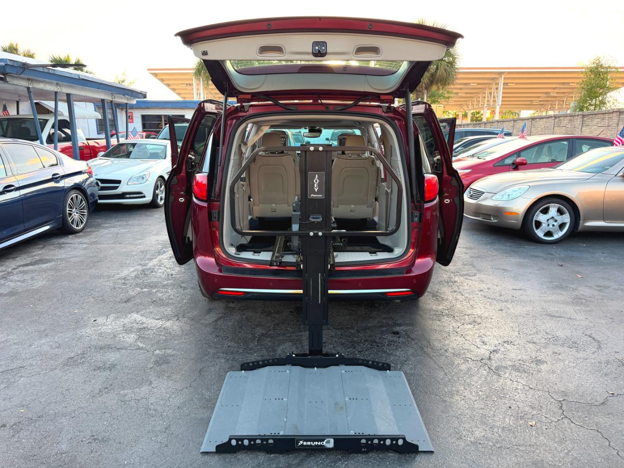 Chrysler Pacifica Limited 2020