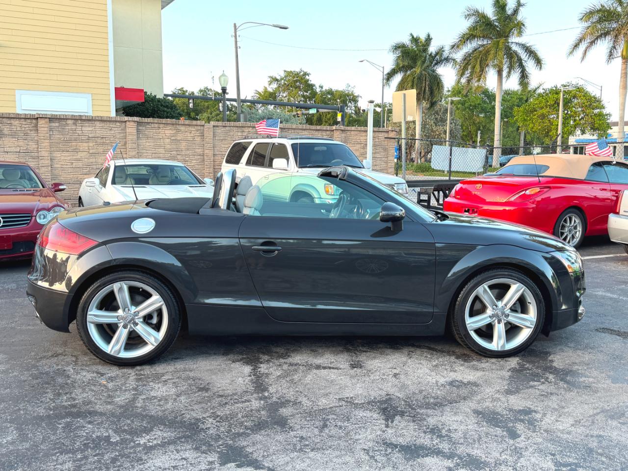 Audi TT 2.0T Roadster quattro S tronic 2011