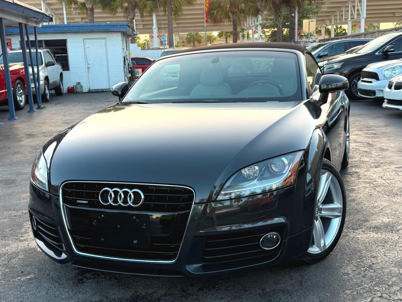 Audi TT 2.0T Roadster quattro S tronic 2011