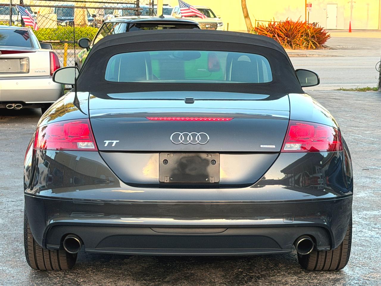 Audi TT 2.0T Roadster quattro S tronic 2011