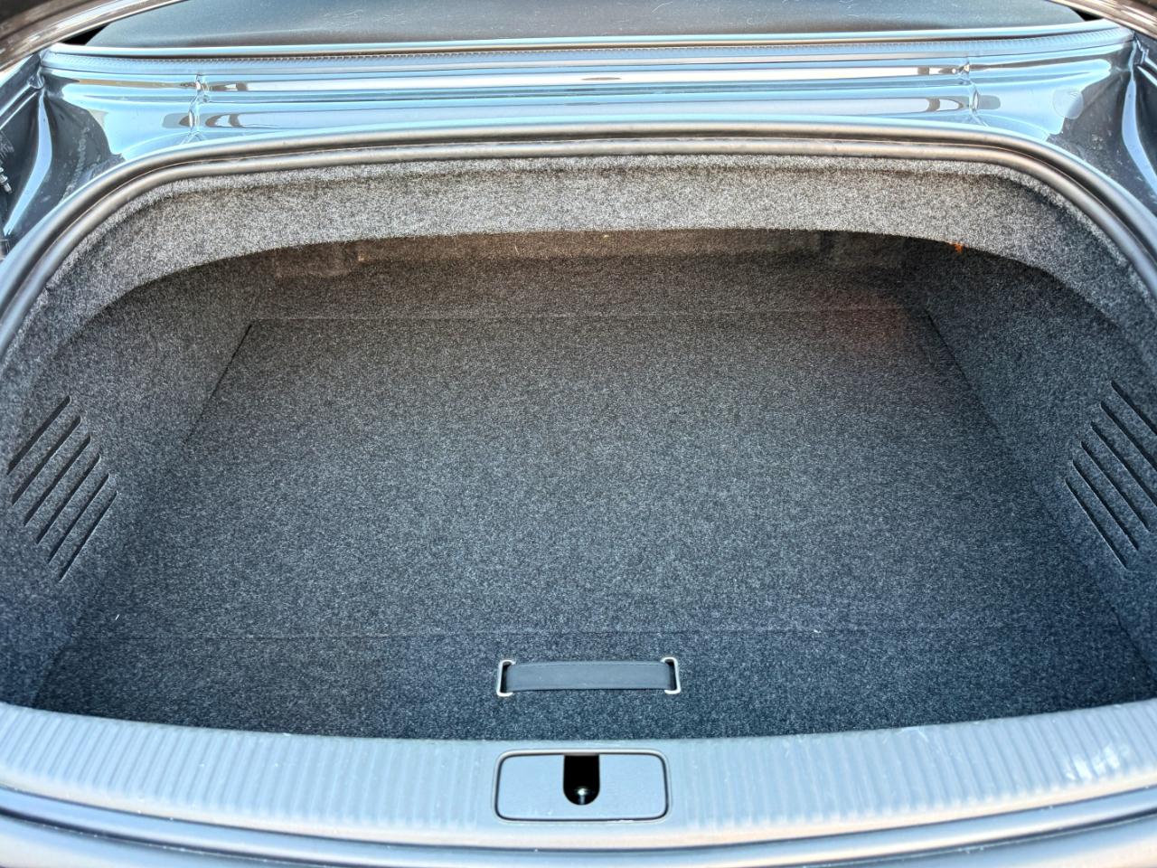 Audi TT 2.0T Roadster quattro S tronic 2011