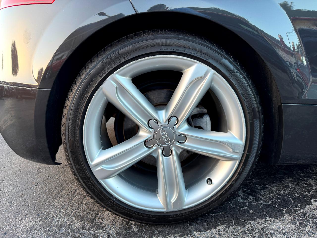 Audi TT 2.0T Roadster quattro S tronic 2011