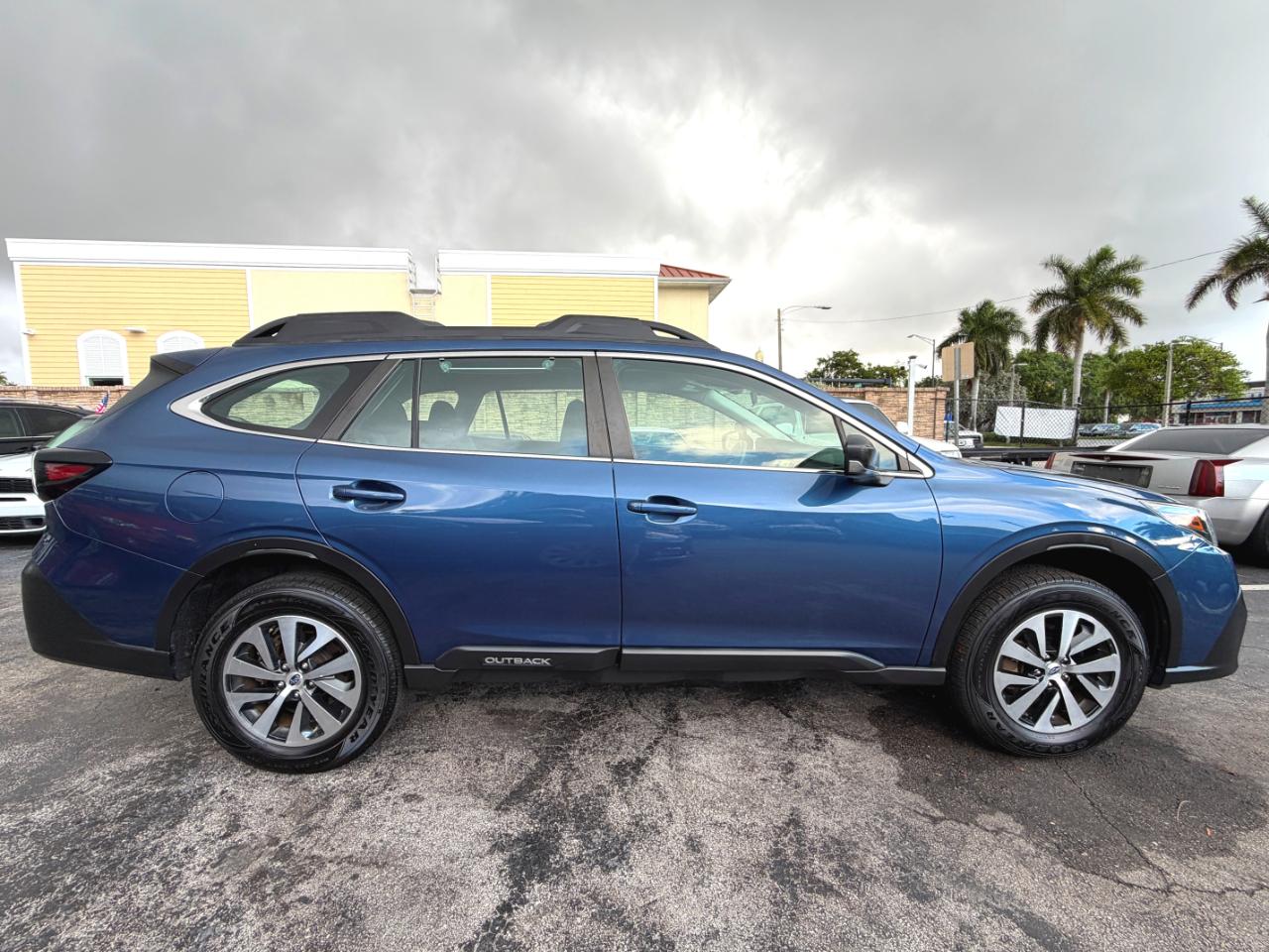 Subaru Outback Base 2022