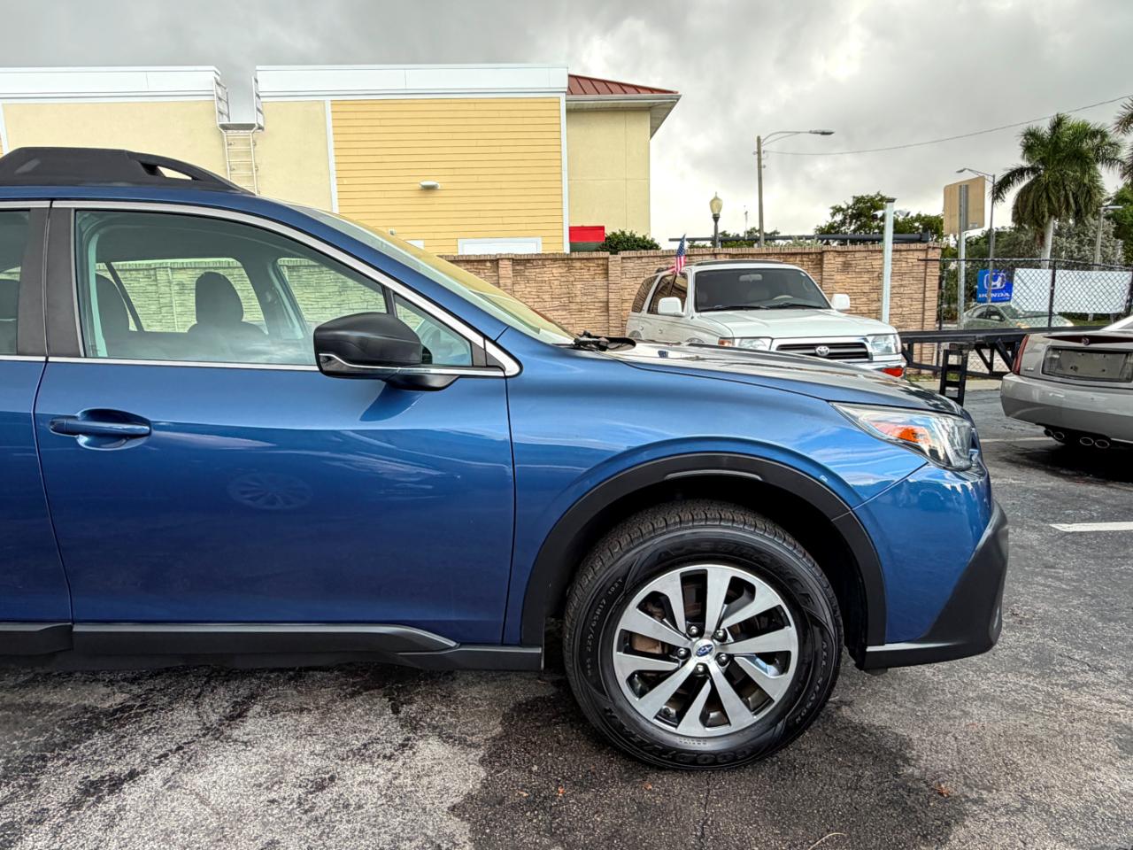 Subaru Outback Base 2022