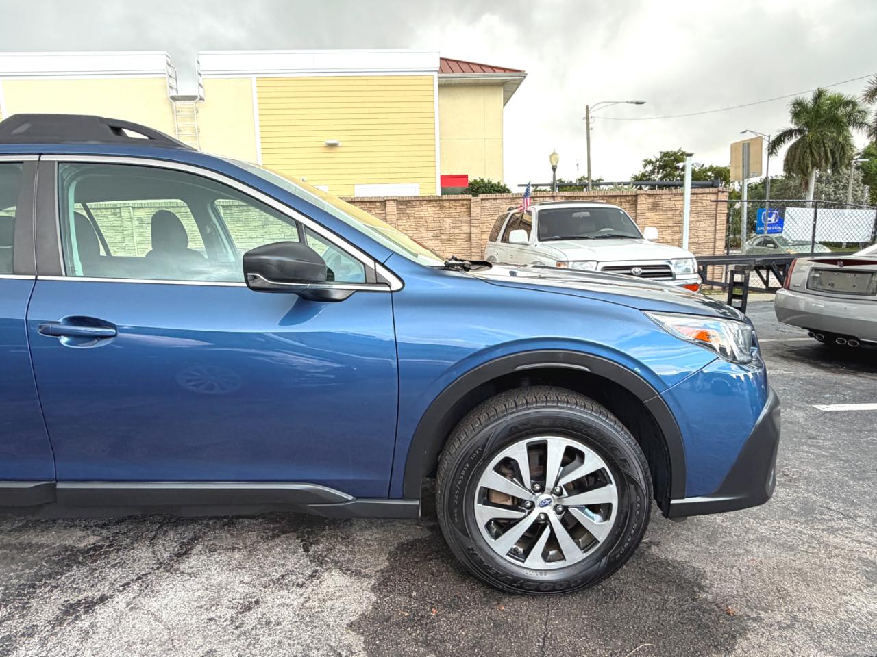 Subaru Outback Base 2022