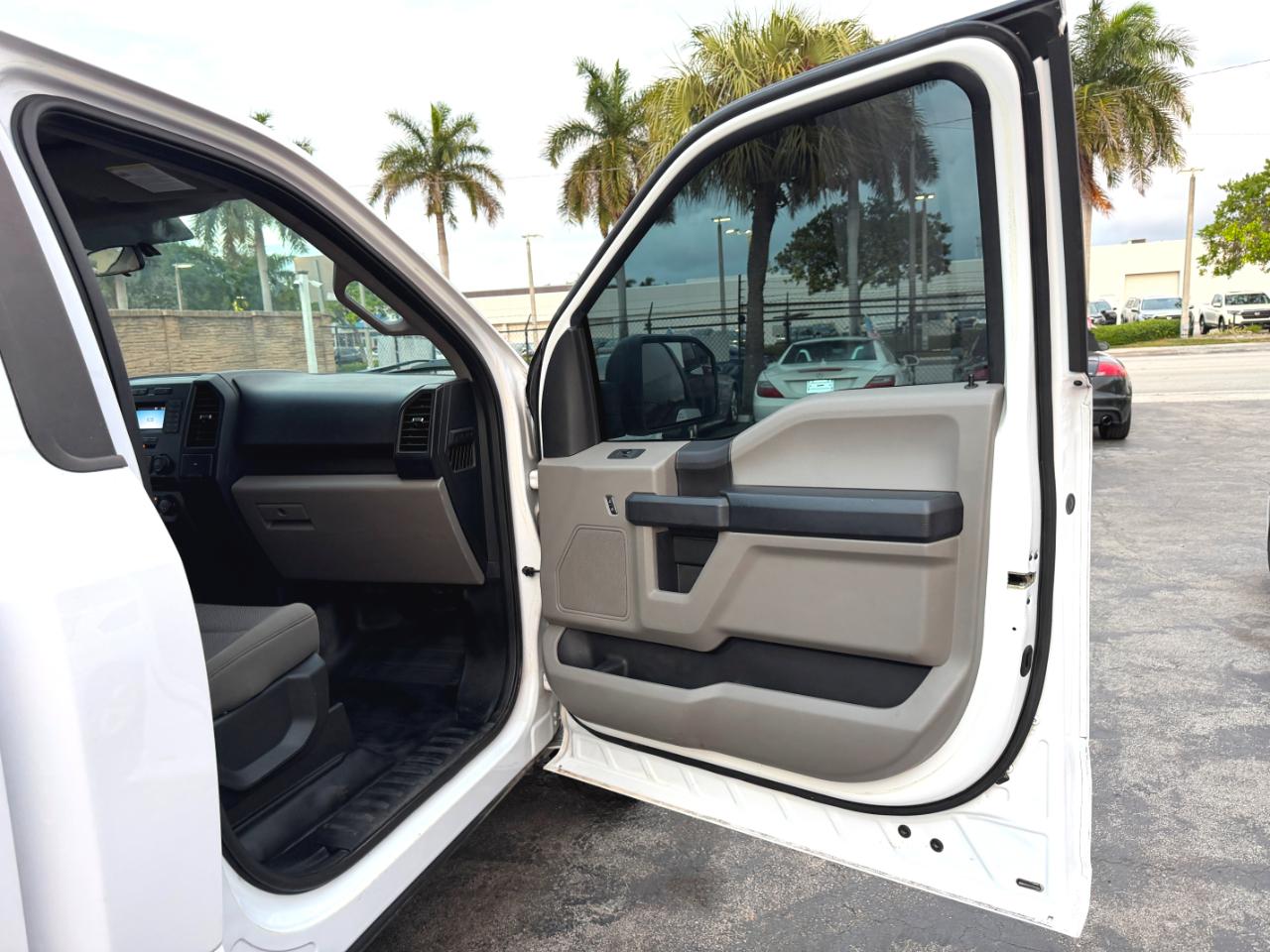 Ford F-150 XL 8-ft. Bed 2WD 2018