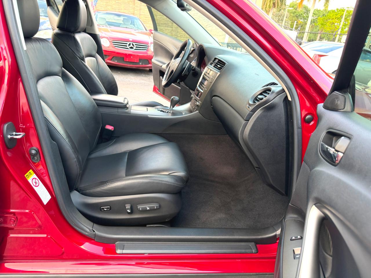 Lexus IS 250 4dr Sport Sdn RWD 2009