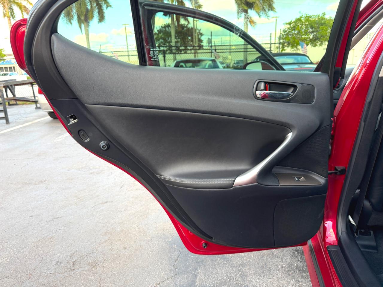 Lexus IS 250 4dr Sport Sdn RWD 2009