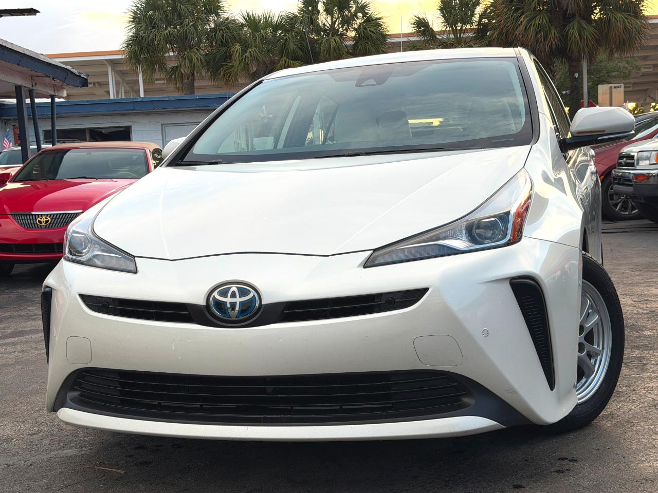 Toyota Prius L Eco 2020