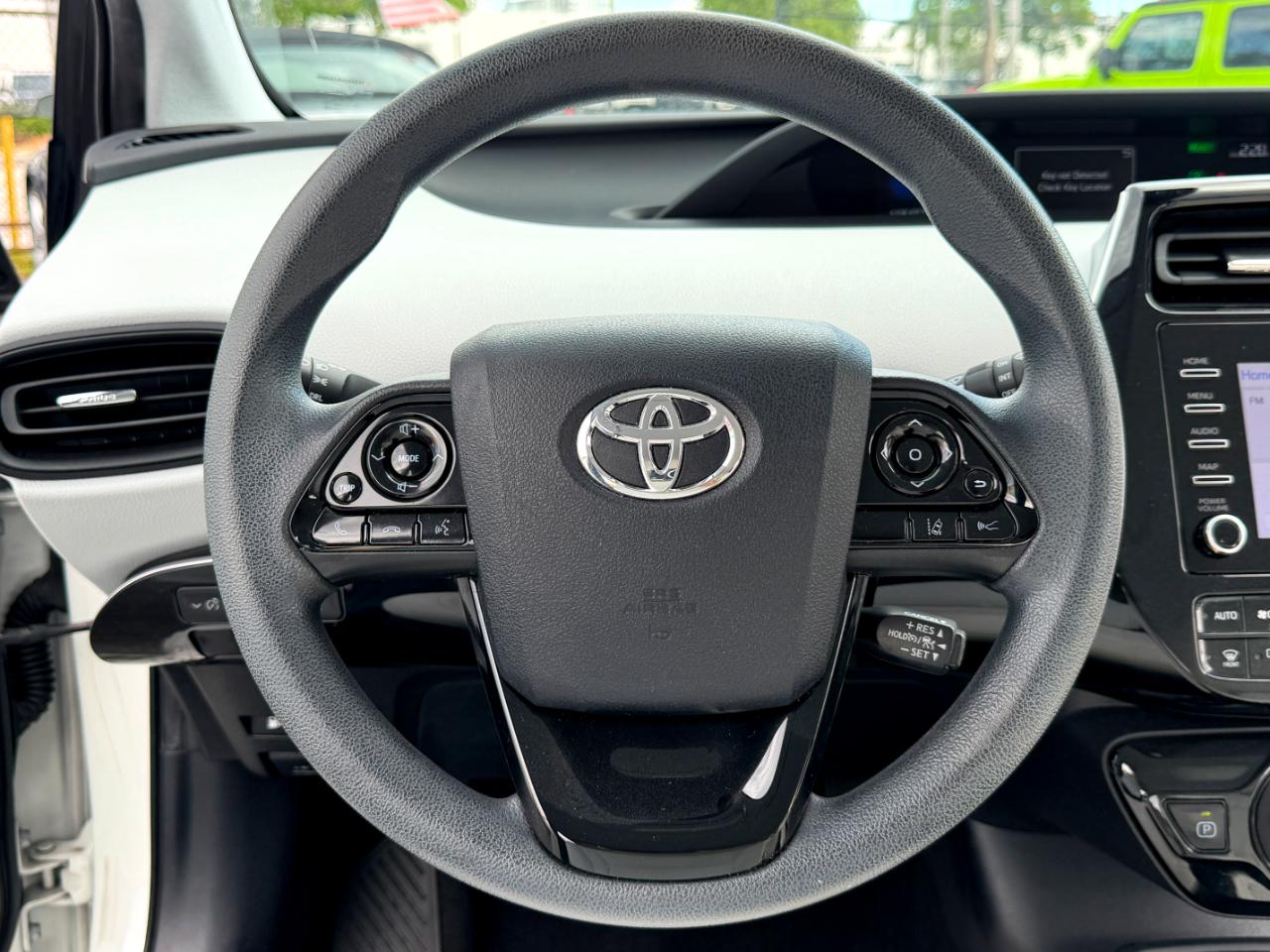 Toyota Prius L Eco 2020