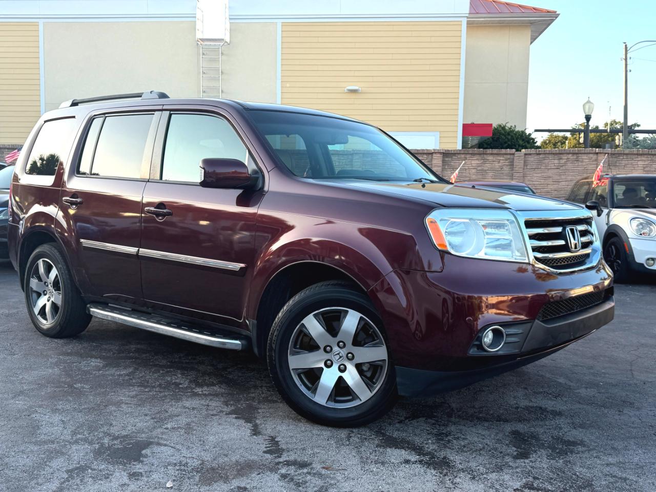 Honda Pilot Touring 2WD 5-Spd AT with DVD 2012