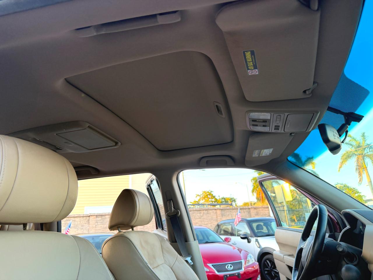 Honda Pilot Touring 2WD 5-Spd AT with DVD 2012