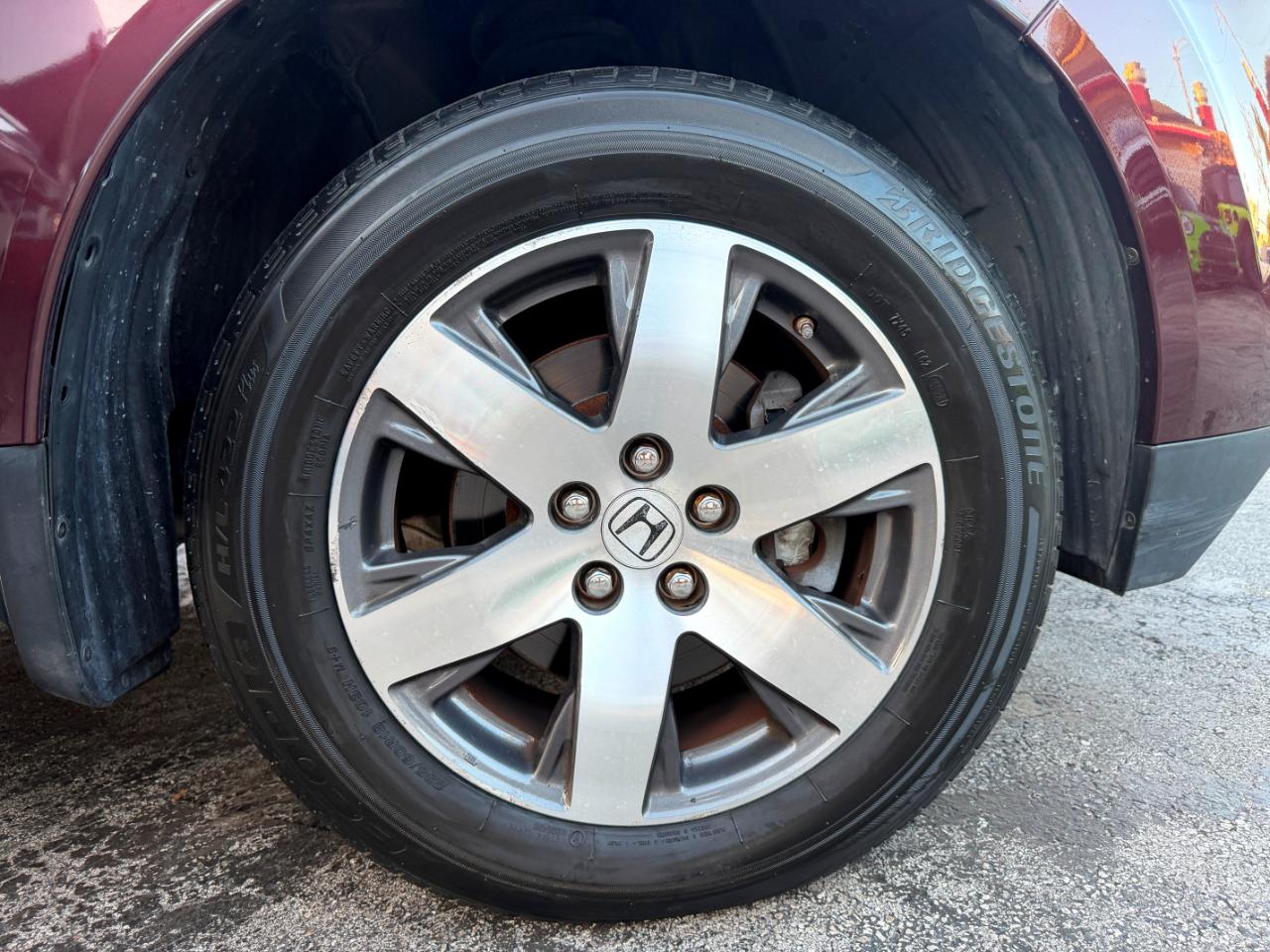 Honda Pilot Touring 2WD 5-Spd AT with DVD 2012