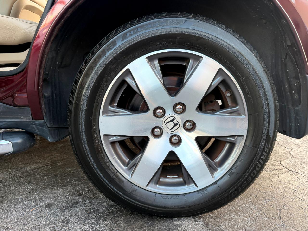 Honda Pilot Touring 2WD 5-Spd AT with DVD 2012