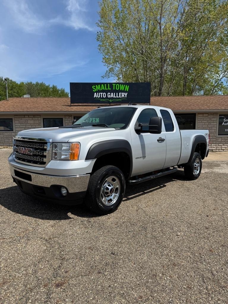 2013 GMC Sierra 4WD Extended Cab 8ft Work Truck's photo