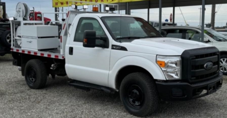 2012 Ford F-350 Super Duty XL's photo