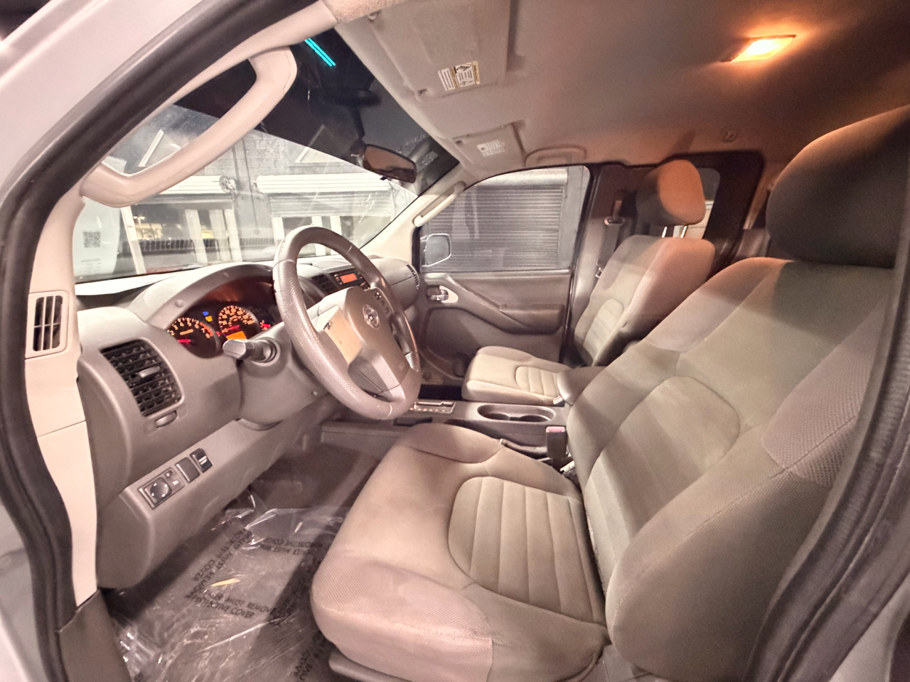 Nissan Frontier 2WD King Cab Auto XE 2007