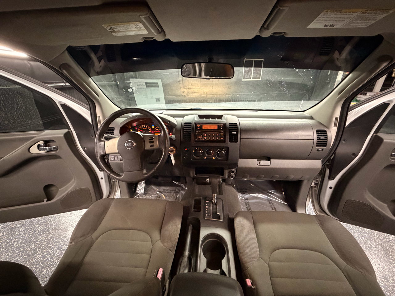 Nissan Frontier 2WD King Cab Auto XE 2007