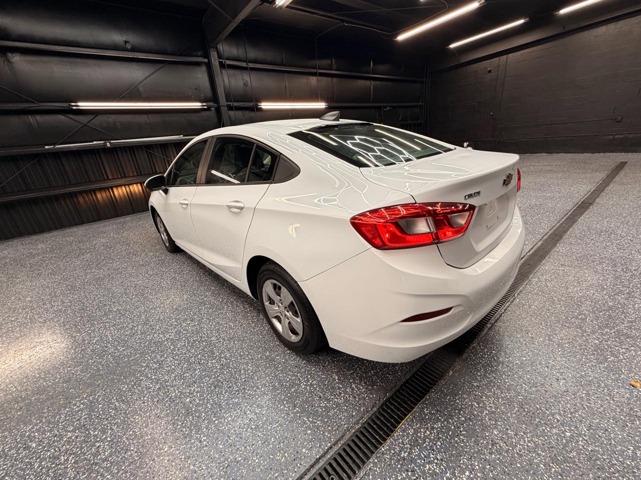 Chevrolet Cruze LS Auto 2017