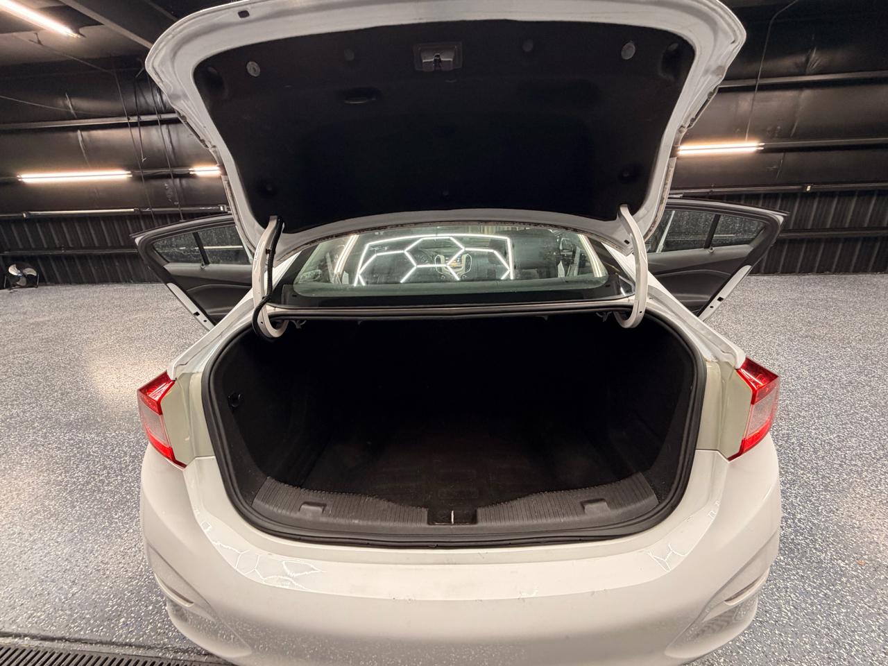 Chevrolet Cruze LS Auto 2017