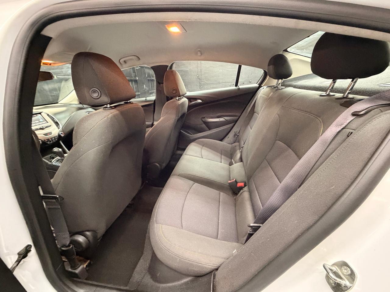 Chevrolet Cruze LS Auto 2017