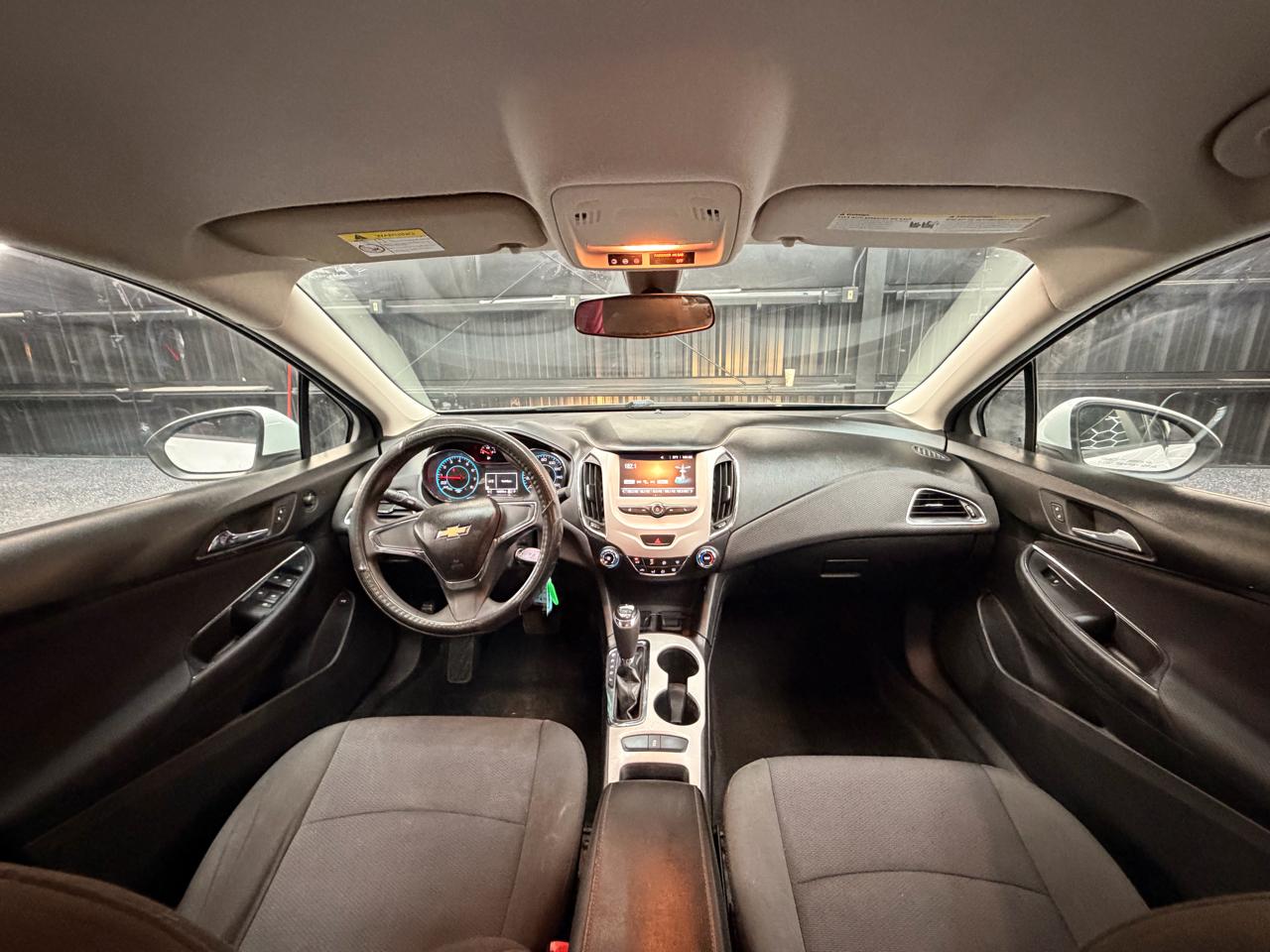 Chevrolet Cruze LS Auto 2017